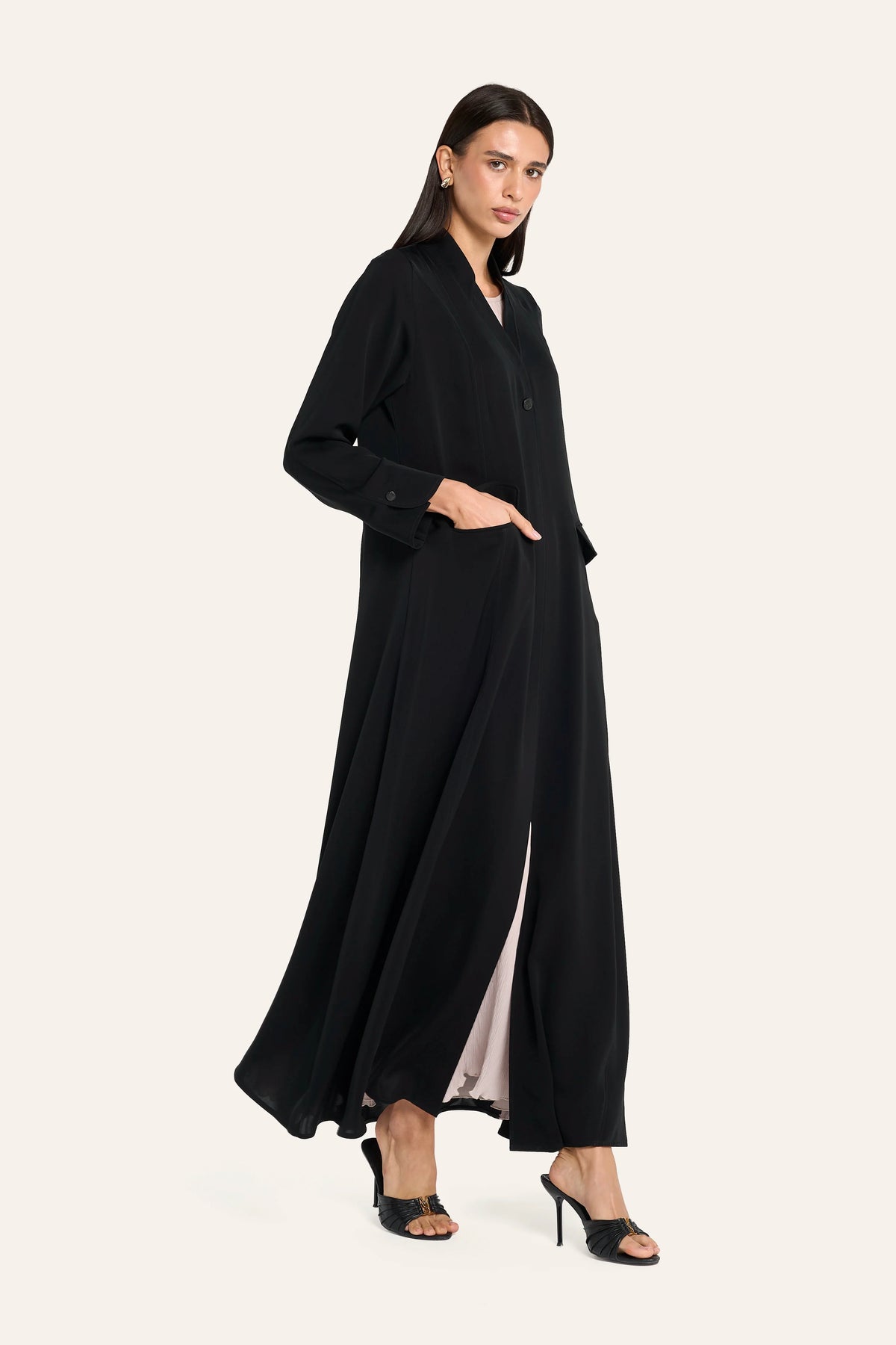 Louzan Notched Collar Abaya - Black - Image 3