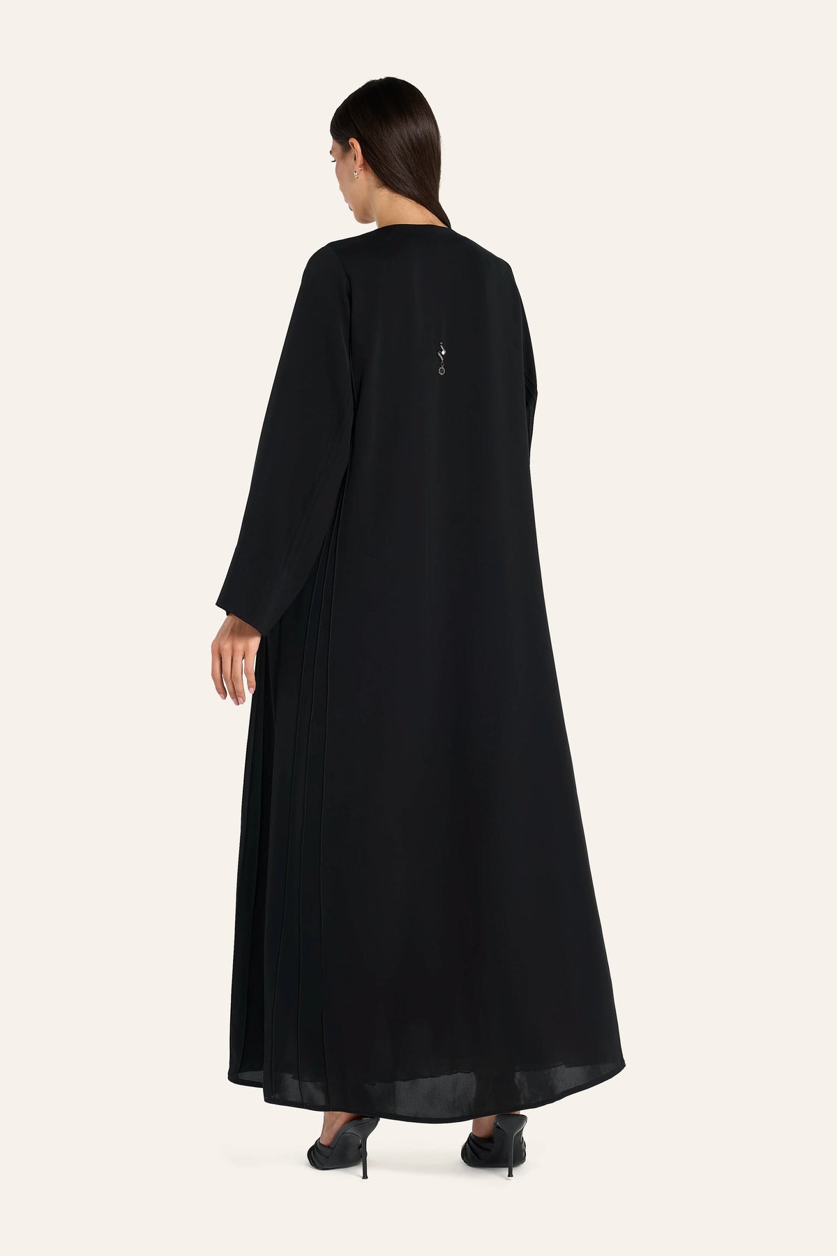 Louzan Pintuck Button Abaya - Black - Image 4
