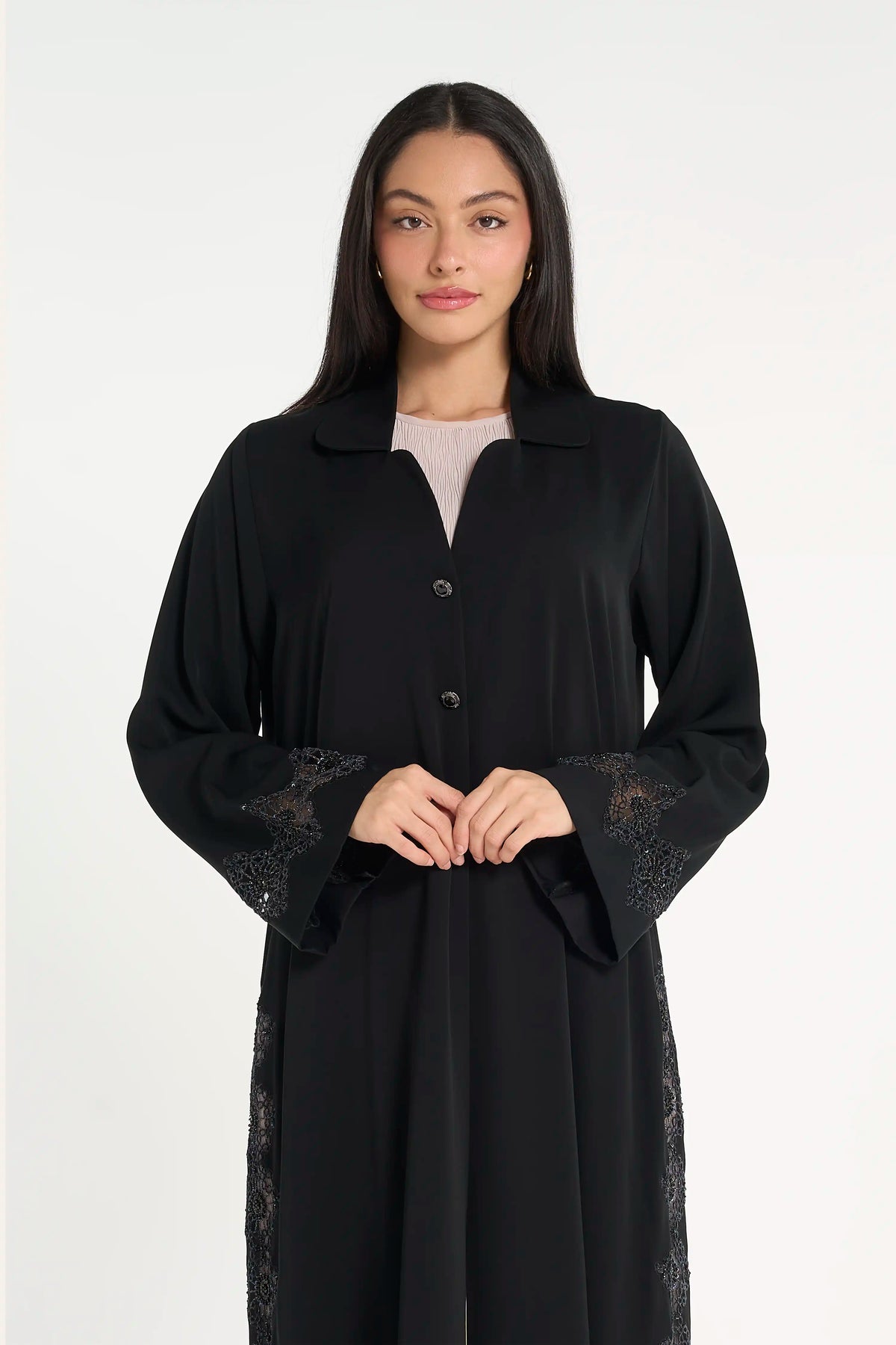 Louzan Nida Abaya | Spread Collar Geometric Dantel & Button Detail