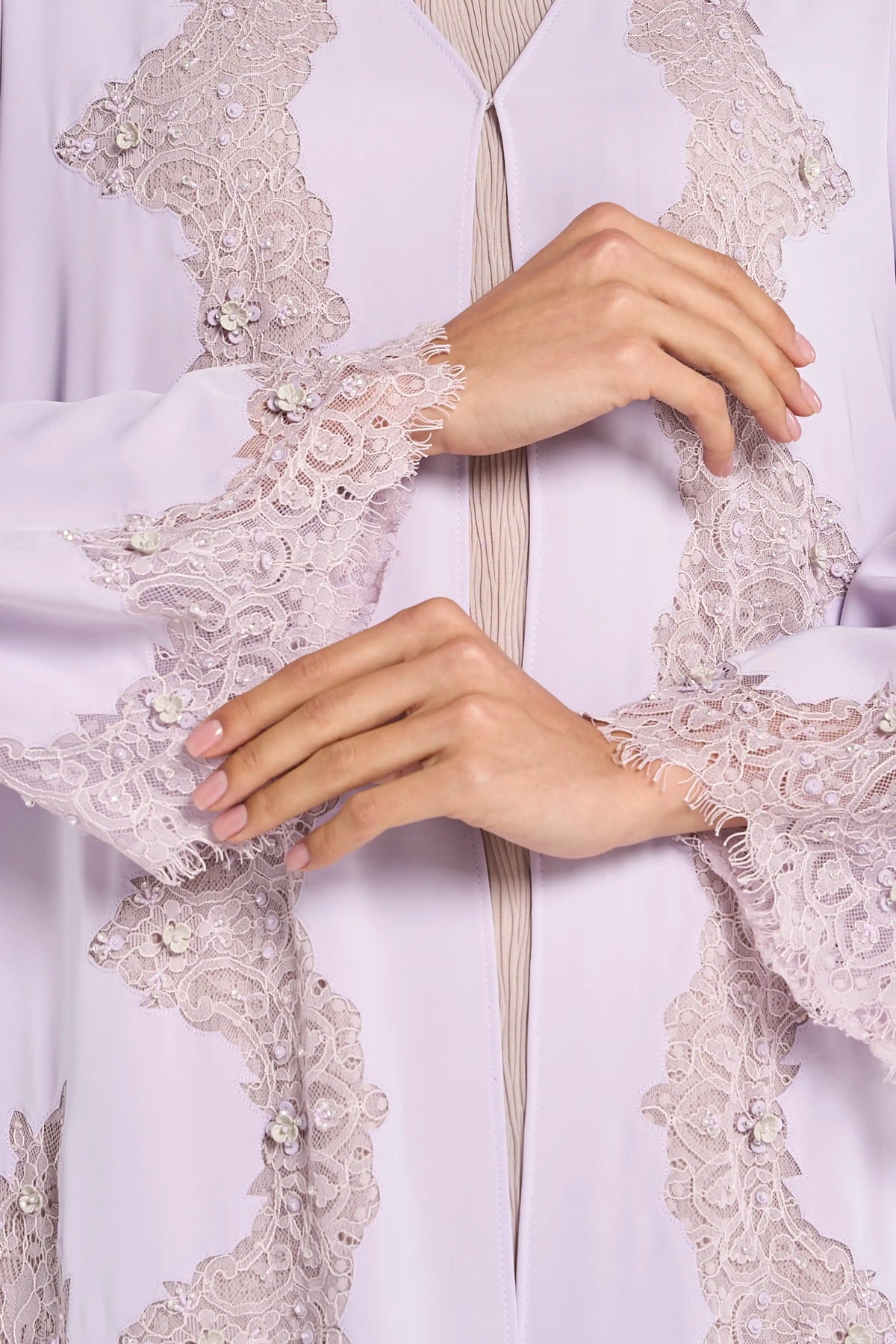 Louzan Dantel Lace Abaya - Mauve - Image 5
