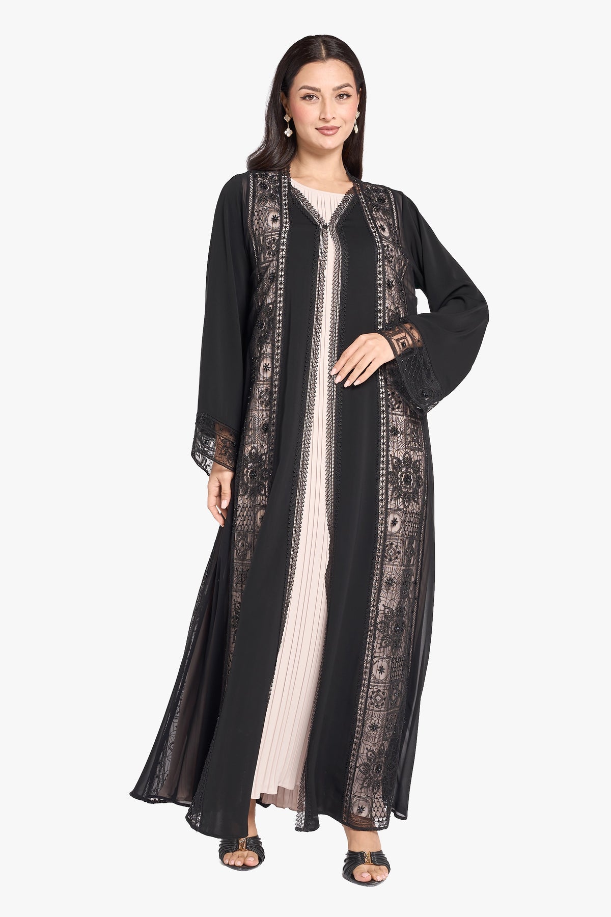 Louzan VIP Abaya – Ethnic Lace Pattern with Delicate Detailing