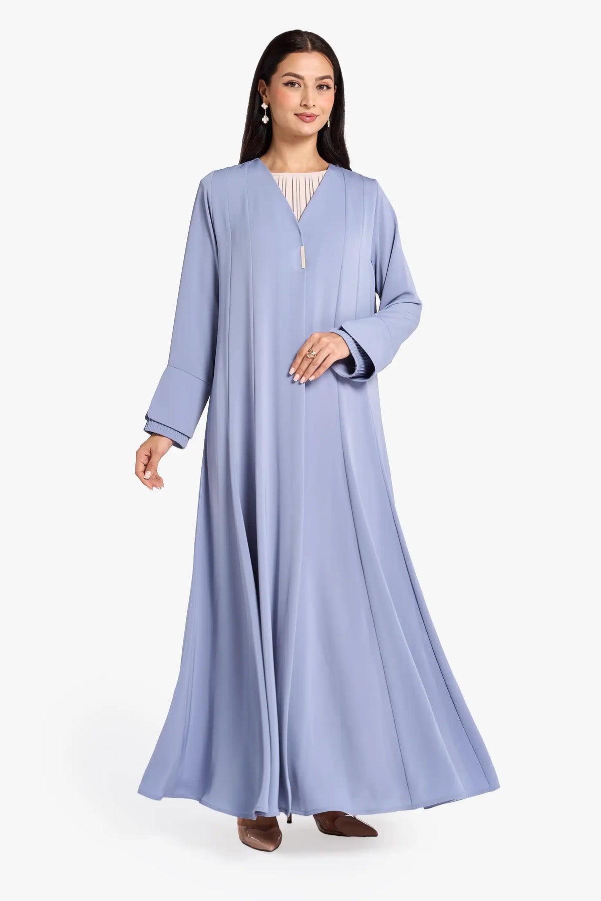 Louzan Abaya Crafted In Nida Fabric With Flaterring Princess-Line Silhouette