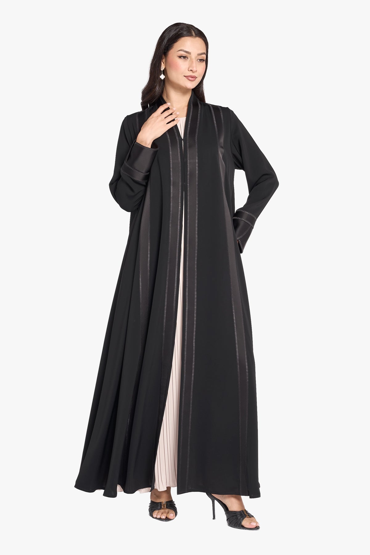 Louzan Abaya – Nida & Satin Panels with Top-Stitch Embroidery