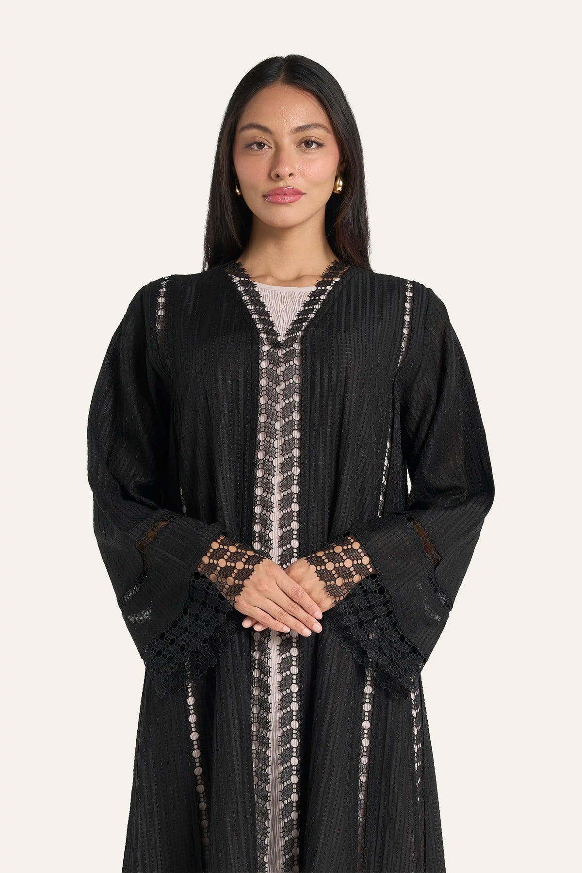 Louzan Black Abaya in Nida, dantel lace and Chiffon