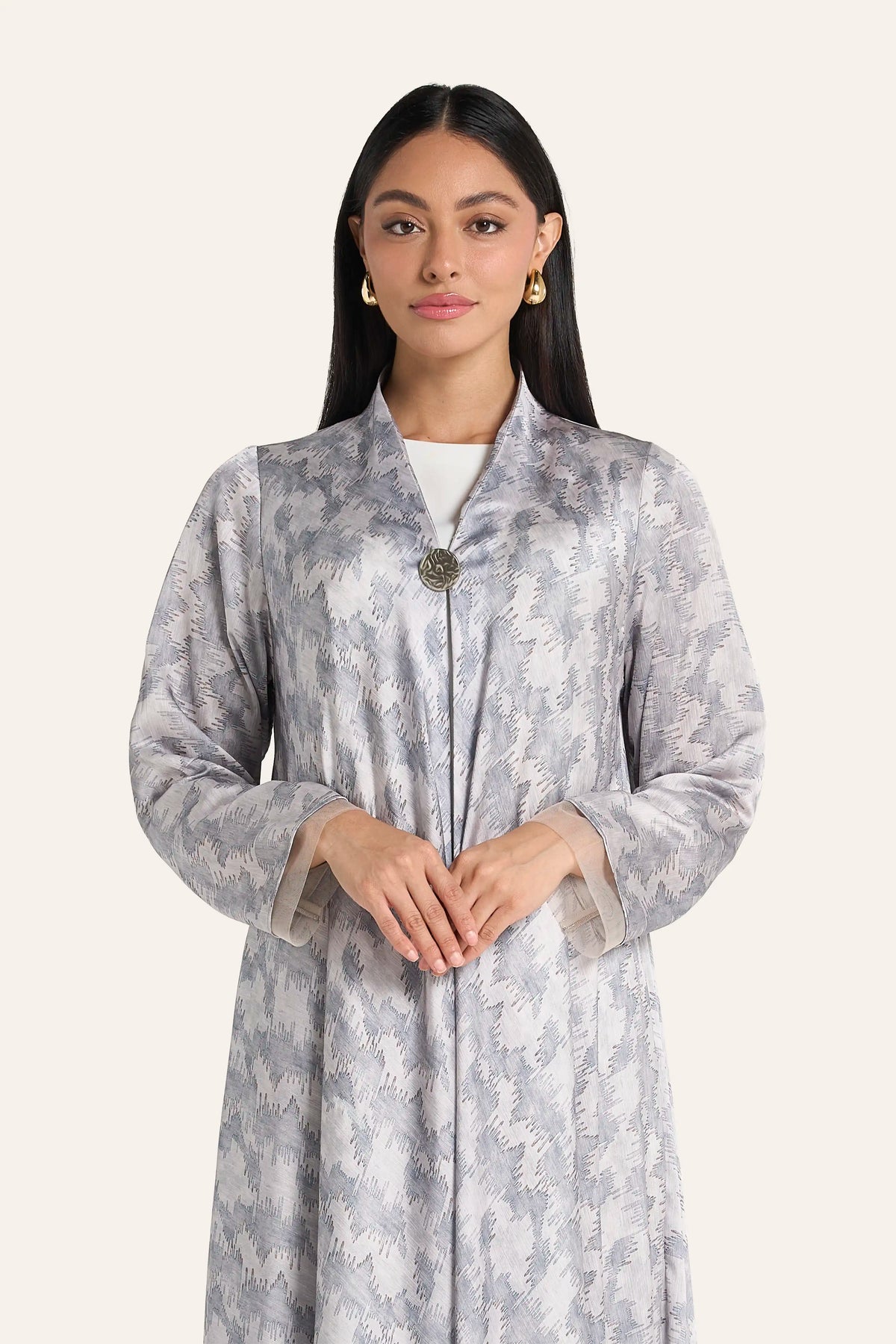 Pearl Grey Printed Chiffon Abaya with Puff Sleeves & Metal Buttons