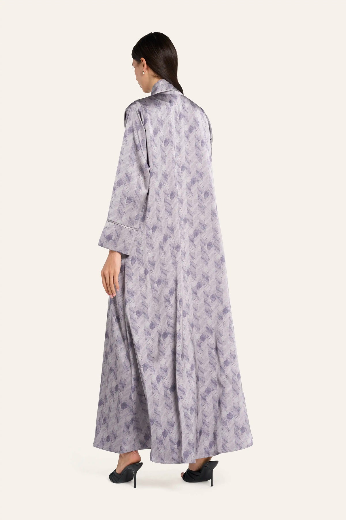 Ousha Pleated Satin Abaya - Mauve - Image 4